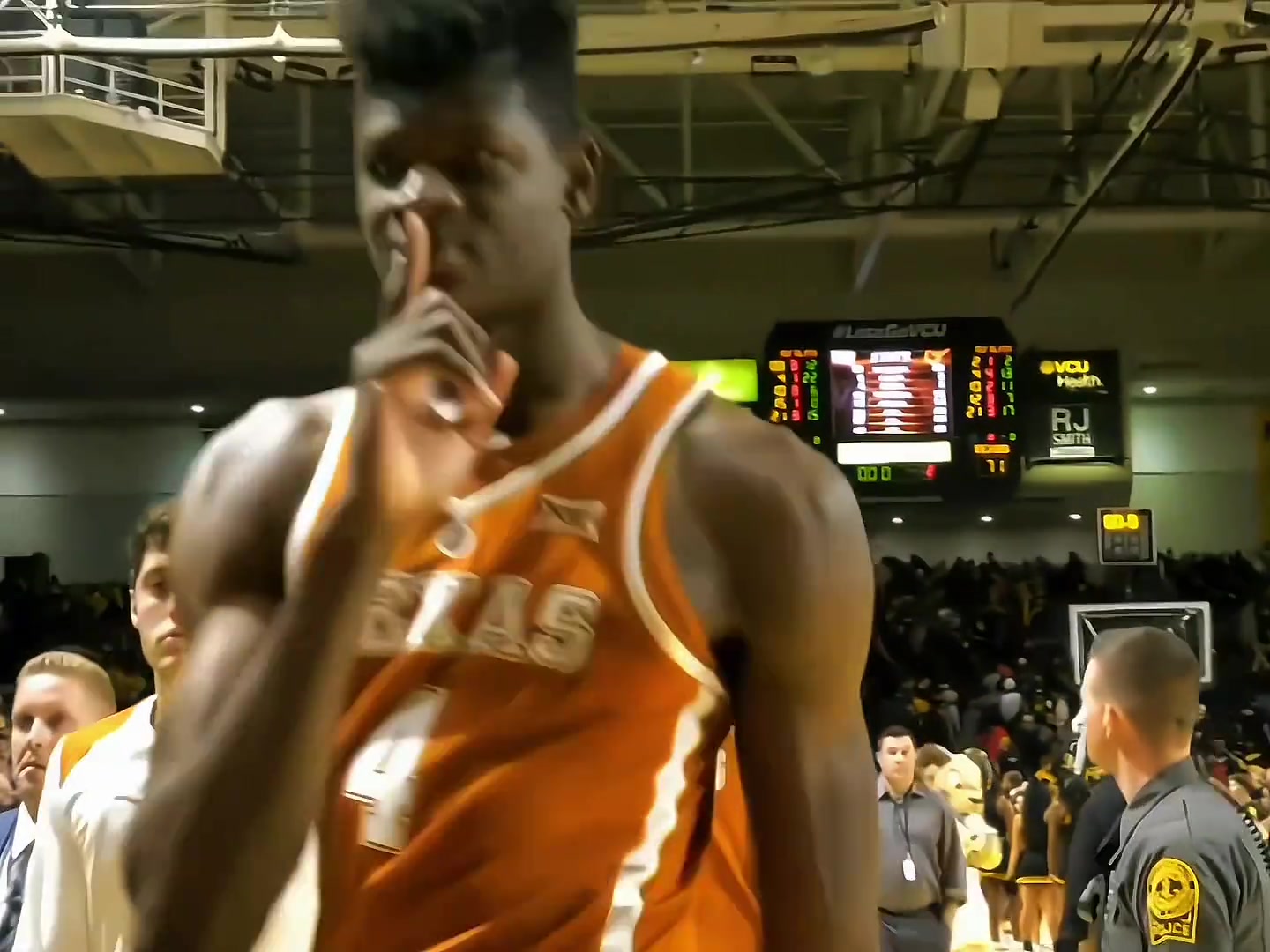 這么恐怖的畫風(fēng)有選秀權(quán)你不選