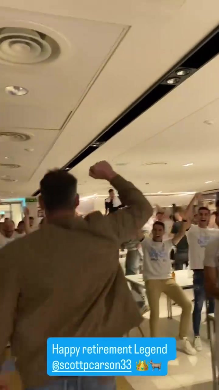 卡森退役快樂費鳥此前轉(zhuǎn)發(fā)21年曼城慶祝視頻德布勞內(nèi)加入