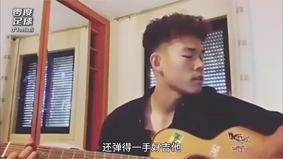 硬氣這個(gè)男人曾經(jīng)寧可踢西班牙丁級(jí)聯(lián)賽也不愿回國(guó)踢球